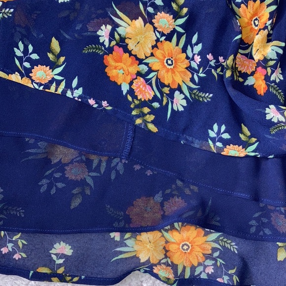 NWT DR2 by Daniel Rainn Sleeveless Floral Top Size Small - Picture 4 of 7